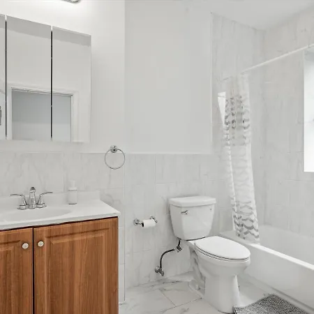 Oakland/University @D Modern And Spacious Private Bedroom With Shared Pittsburgh Esterno foto